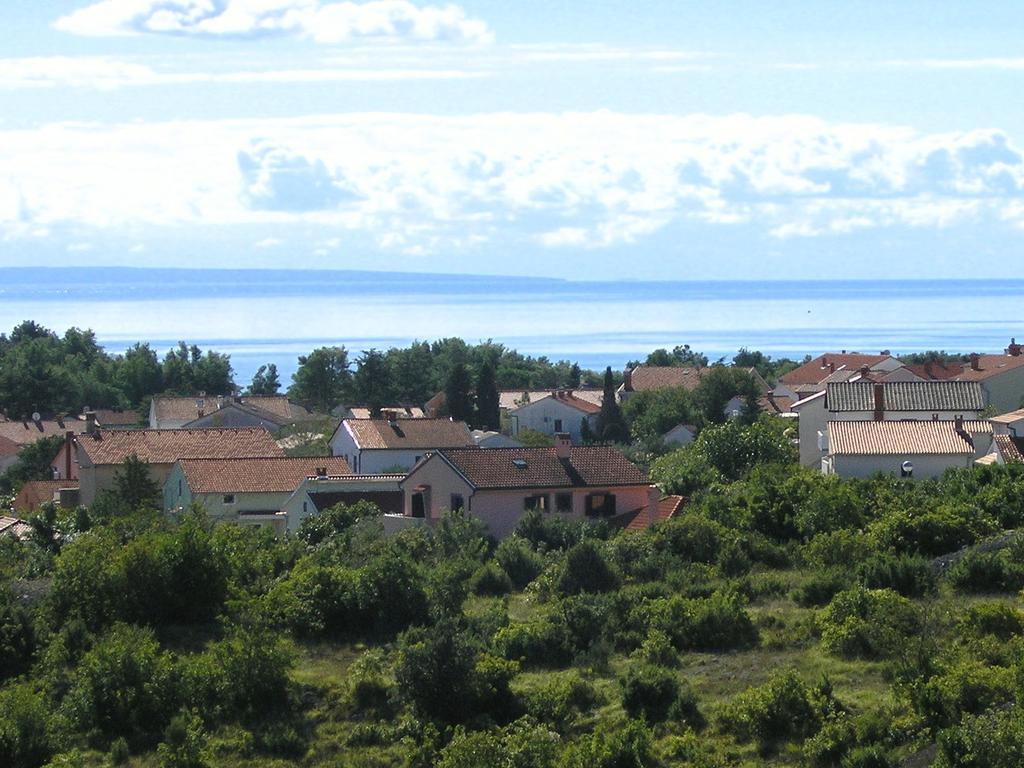 Apartments Kristina Krk Town Exterior foto